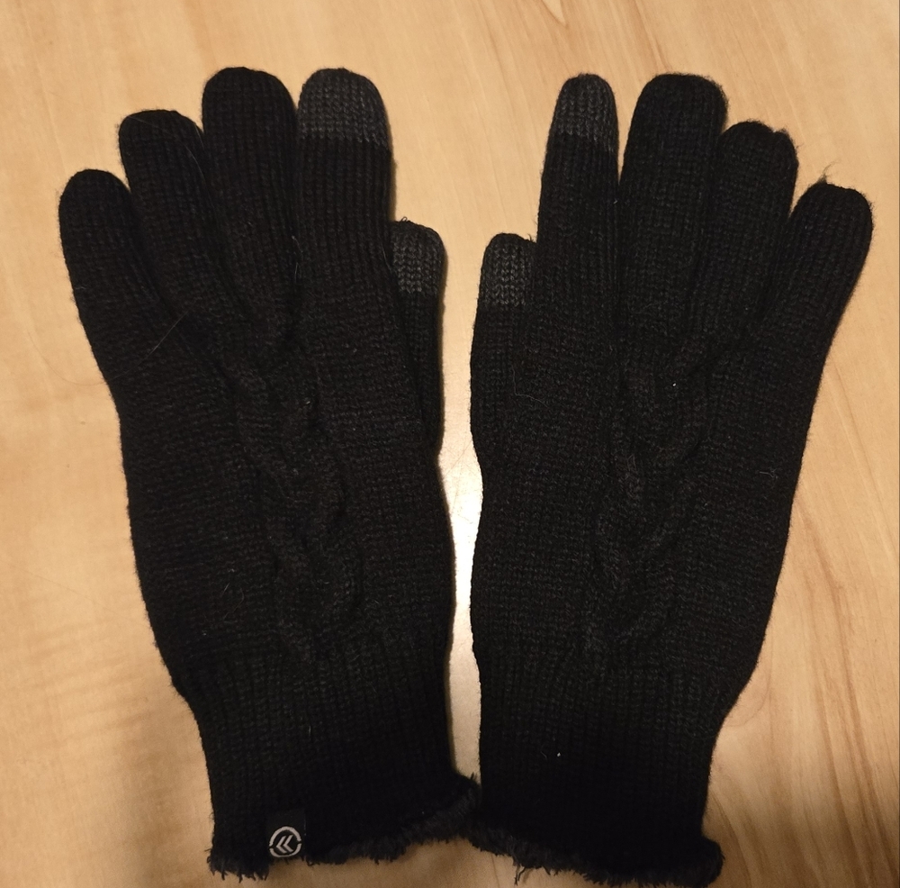 Black Knit Gloves